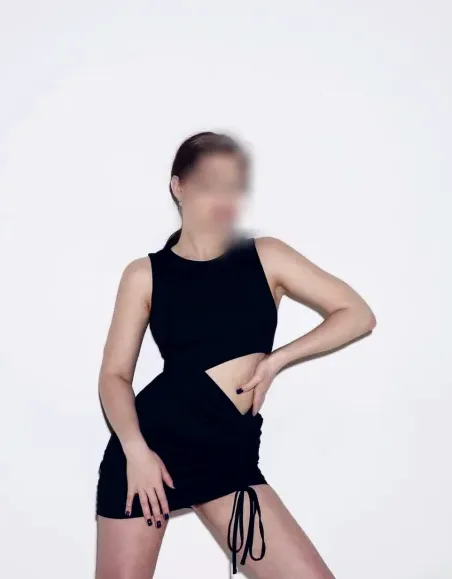 Allegra, 37 anni