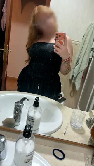 Aya, 19 anni