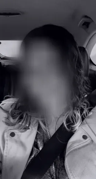 Emanuela, 23 anni